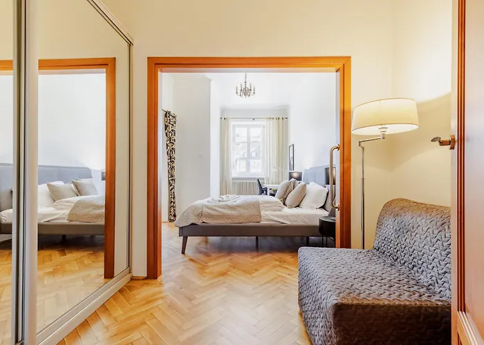 Timeless Old Town Stay By Ecru Wwa83